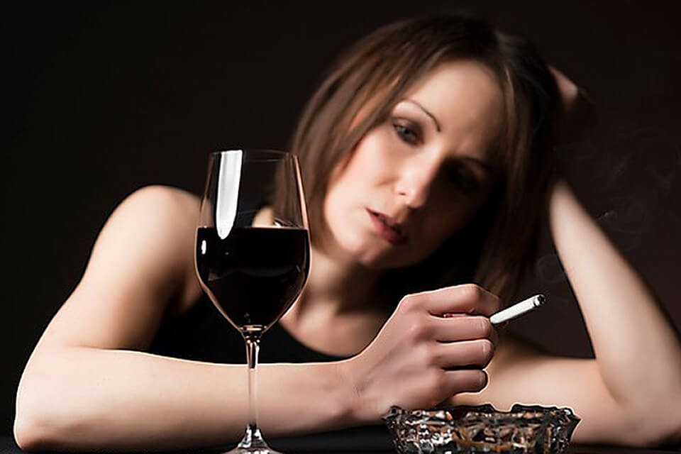 Лечение женского алкоголизма в Сафонове